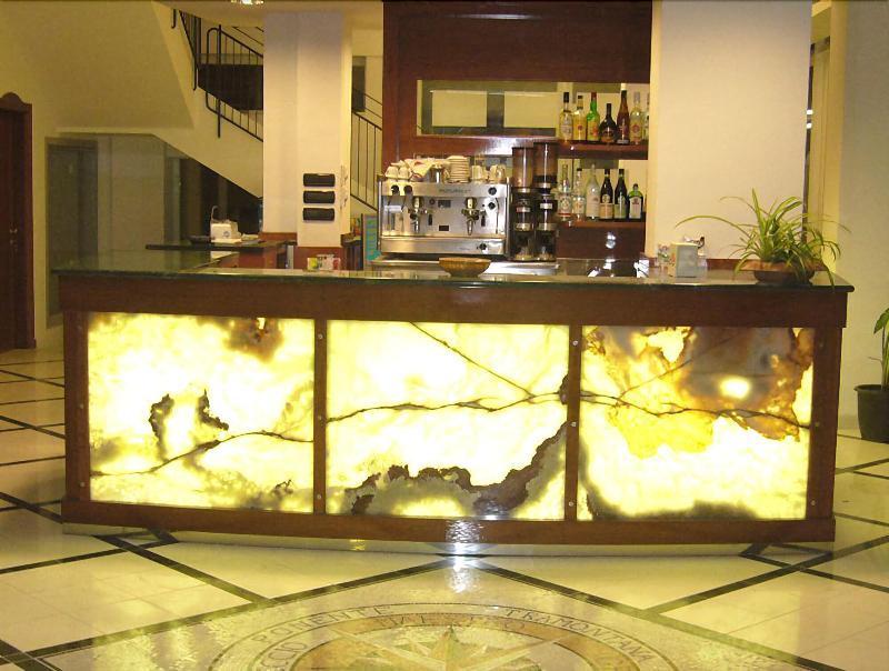 Hotel Villa Linda - Family Hotel - Nuova Costruzione Antisismica ريتشوني المظهر الخارجي الصورة